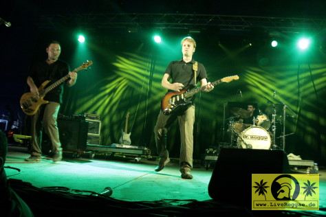 Dr. Woggel and The Radio (D) 14. Chiemsee Reggae Festival - Übersee - Tent Stage 24. August 2008 (10).jpg